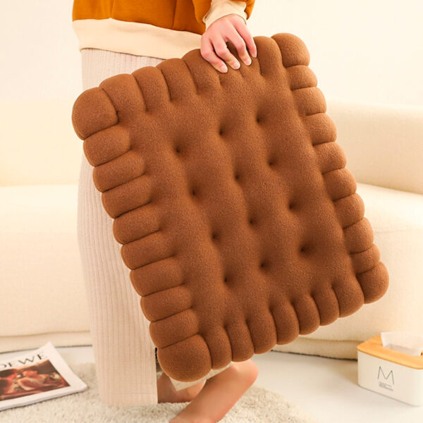 Biscuit Shape Plush Cushion4.jpg