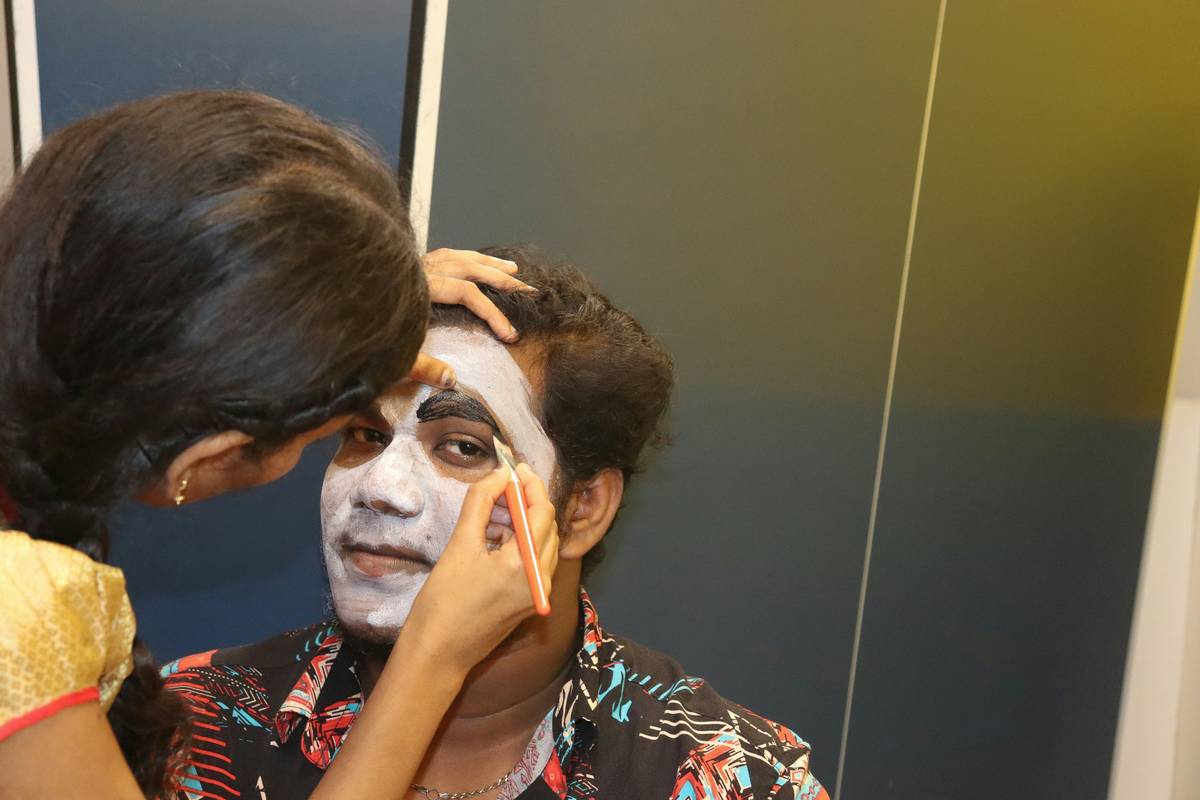 Mastering Self-Expression: Your Ultimate Guide to the Brow Enhancement Kit